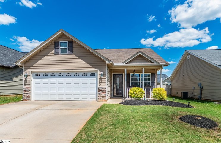 631 Clarion Court sold home in Wynbrook, Boiling Springs, SC