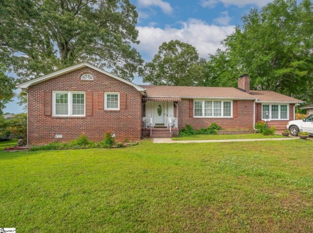 111 High Valley Boulevard sold home in Fresh Meadow Farms, Greenville, SC