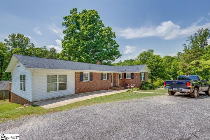 115 Alta Vista Circle sold home in Coleman Heights, Travelers Rest, SC