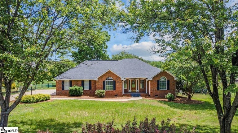 367 W Autumn Ridge Road sold home in Sedgefield, Moore, SC