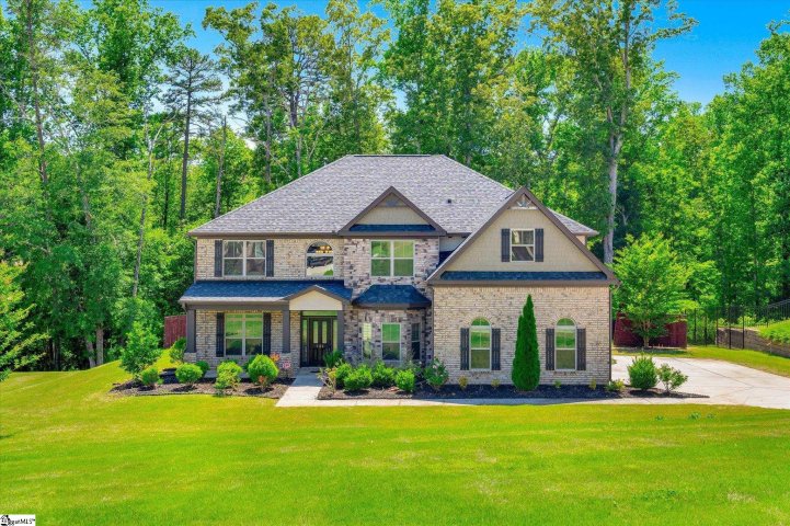 131 James Lake Way sold home in James Lake, Easley, SC