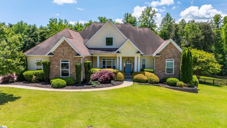 5 Setting Sun Lane sold home in The Ridge At Sunset, Travelers Rest, SC
