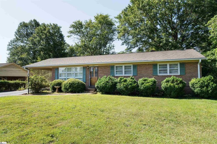 106 Bedford Road sold home in Vanderbilt Hills, Spartanburg, SC