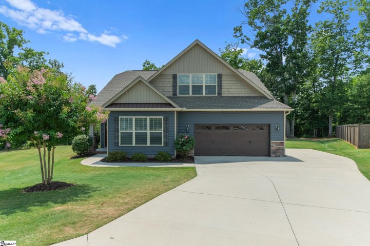 304 Ellsberry Way sold home in Timber Glen, Greer, SC