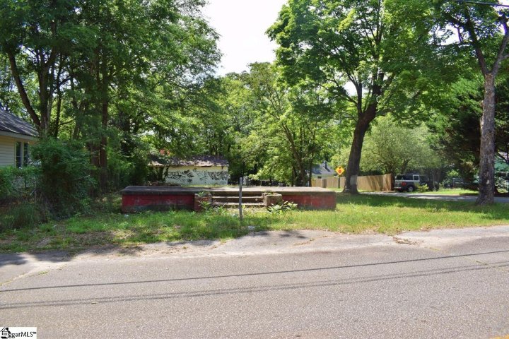 19 Henderson Street sold home in City View, Greenville, SC