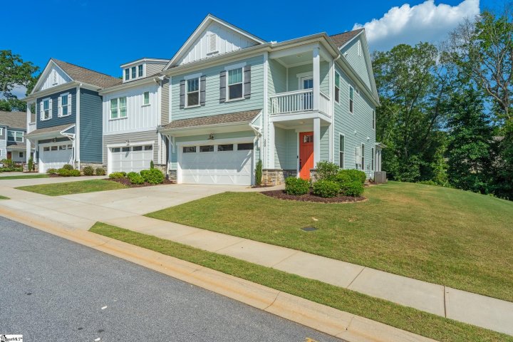300 Gardella Drive sold home in Rockbridge, Greer, SC