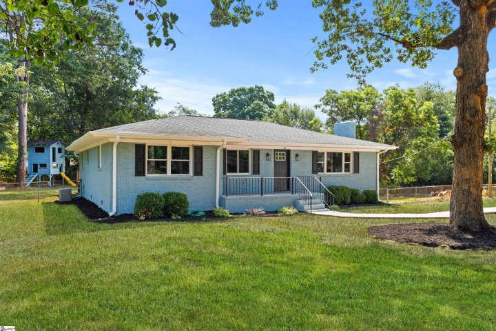 13 Cardinal Drive sold home in Cardinal Park, Taylors, SC