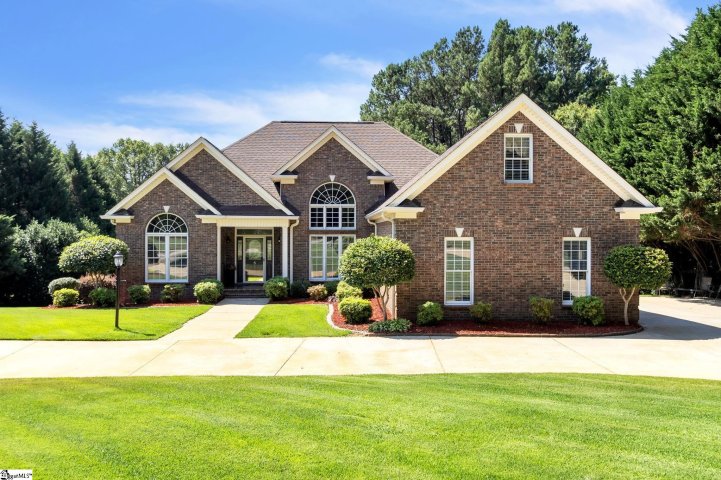 6 Lanshore Court sold home in Lanfords Pointe, Taylors, SC