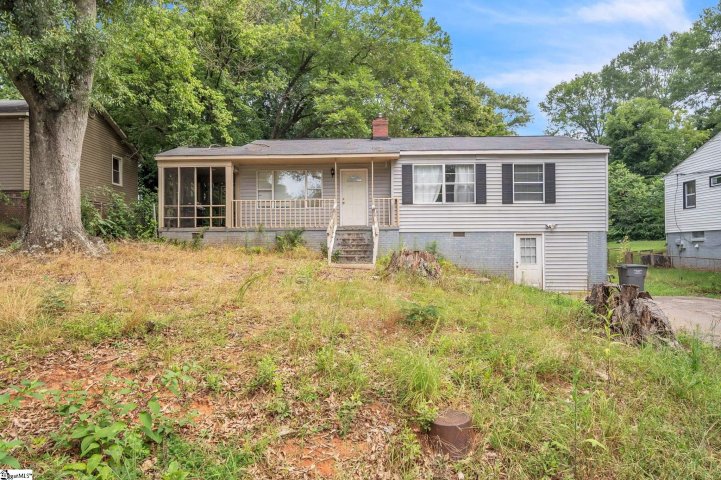 10 Valley View Drive sold home in Sylvan Hills, Greenville, SC