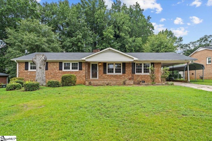 108 Hartsville Drive sold home in Orchard Acres, Taylors, SC
