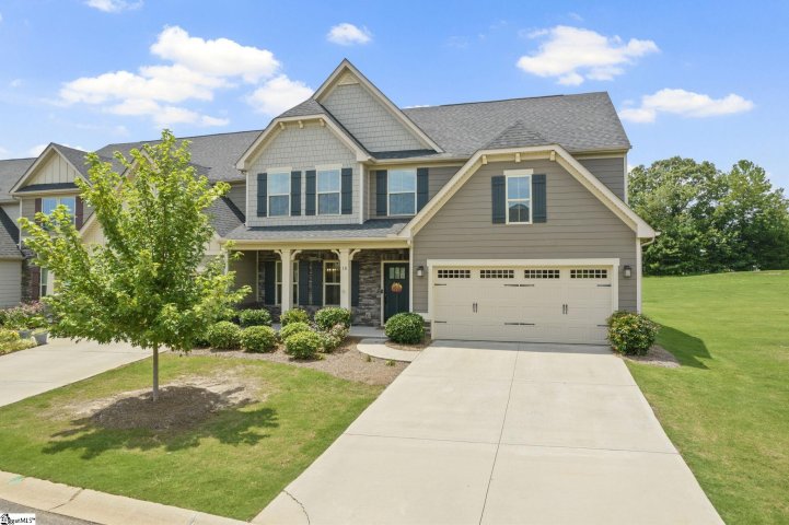 10 Hemingway Lane sold home in Townes At Five Forks, Simpsonville, SC