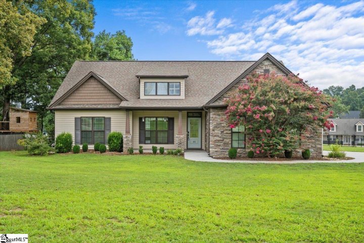 101 Scottlyn Court sold home in Mountain Lakes Estates, Piedmont, SC