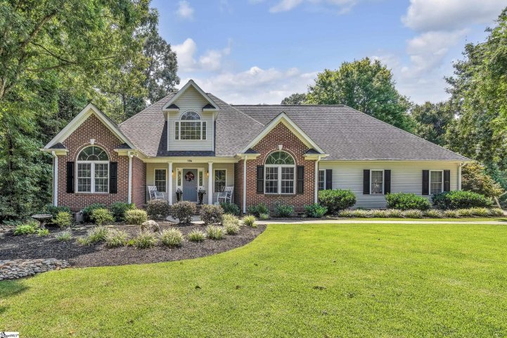 146 Upper Lake Drive sold home in Montague Lakes, Easley, SC