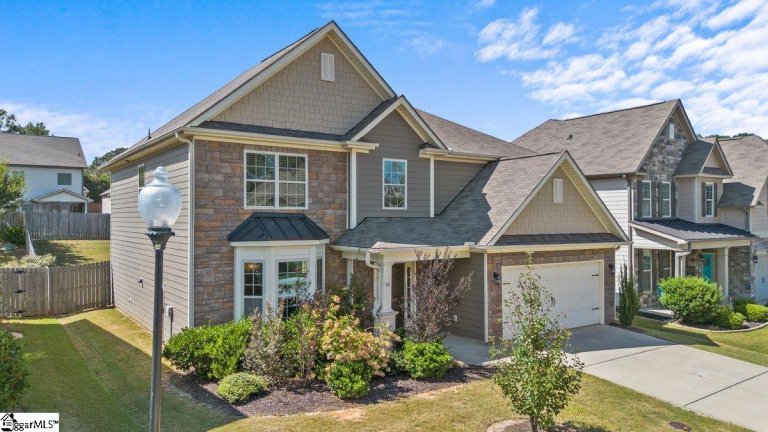 207 Redmont Court sold home in Longleaf, Simpsonville, SC