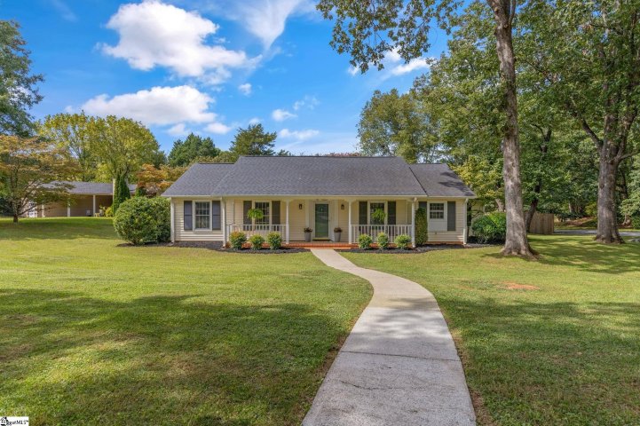 100 Woodstock Lane sold home in Westminster Village, Greer, SC