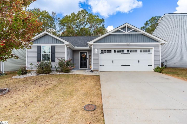 105 Portchester Lane sold home in Castlebrook, Greenville, SC