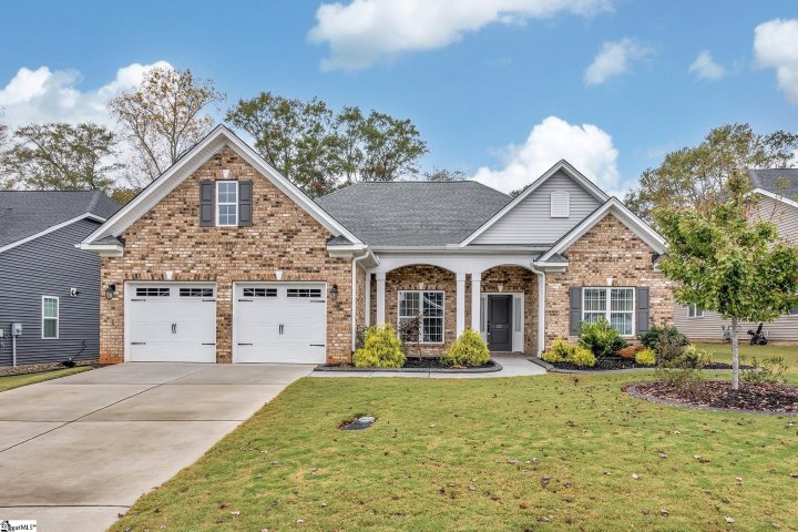 212 Crestgate Way sold home in Crestgate, Easley, SC