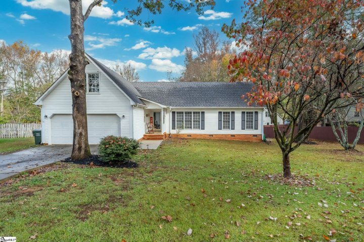 4 Flagstone Court sold home in Danbury, Simpsonville, SC