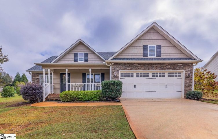 315 Cliffrose Court sold home in Lancaster Farms, Spartanburg, SC
