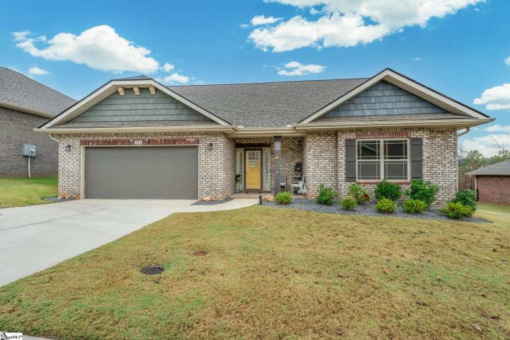 521 Flying Squirrel Way sold home in Hidden Lake Preserve, Greenville, SC