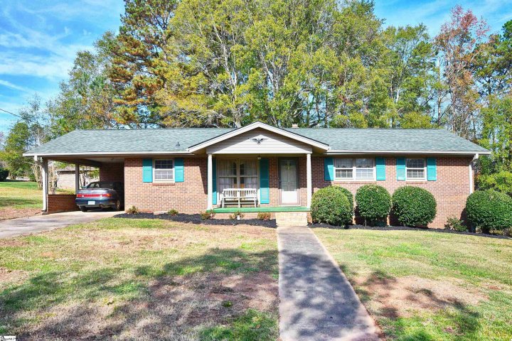 106 Baker Court sold home in Cannan Land, Easley, SC