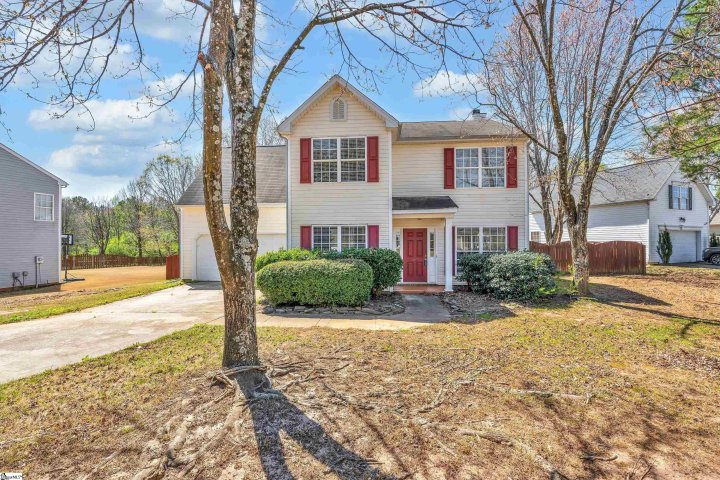 101 Summerchase Drive sold home in Fairview Lake, Simpsonville, SC