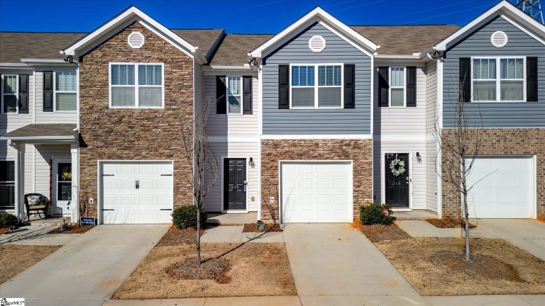 218 Northridge Court sold home in Townes At Parkridge, Easley, SC