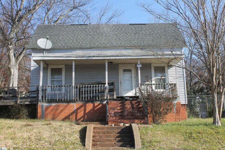 1512 Buncombe Road sold home in Poe Mill, Greenville, SC