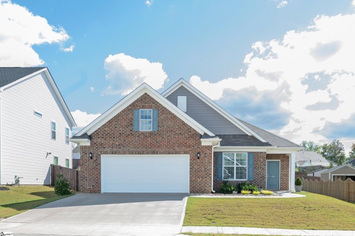 170 Crisp Cameo Court sold home in Braeburn Orchard, Greer, SC