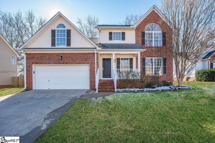 220 Silverbell Drive sold home in Ravenwood, Boiling Springs, SC