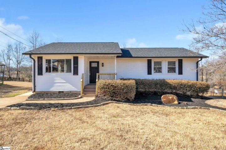 111 Cedar Creek Drive sold home in Sunny Slopes, Travelers Rest, SC