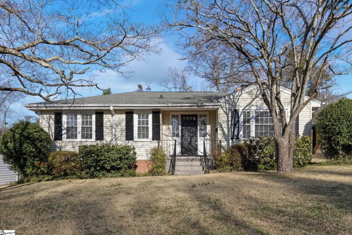 11 Ridgecrest Drive sold home in Vista Hills, Greenville, SC
