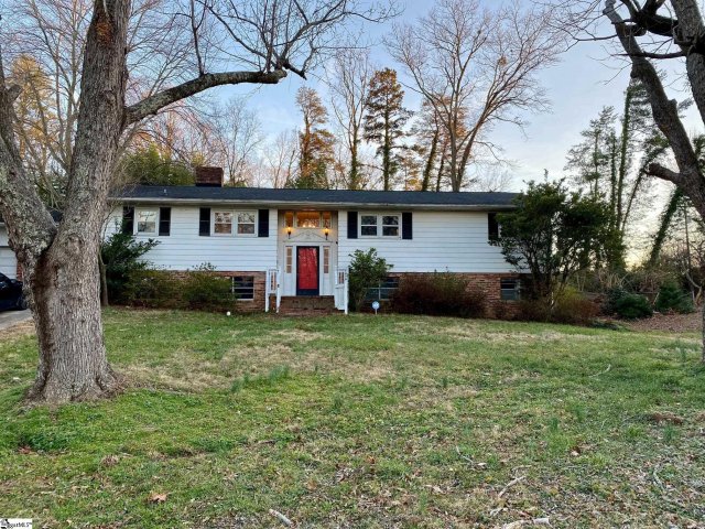 100 Ravensworth Road sold home in Brook Glenn Gardens, Taylors, SC