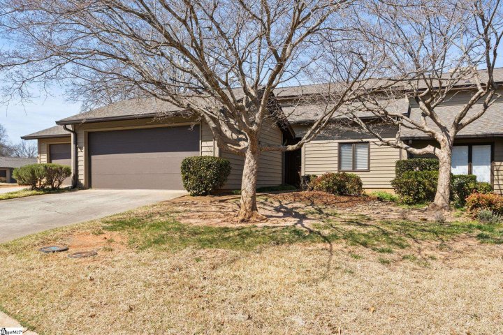 417 Sparrow Hawk Court sold home in Sugar Creek Villas, Greer, SC