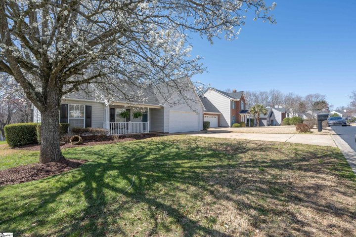 3 Riverside Chase Circle sold home in Riverside Chase, Greer, SC