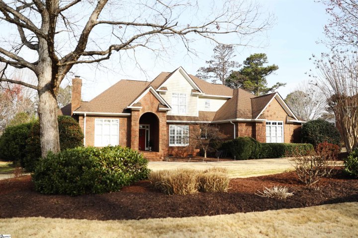 394 Old South Road sold home in River Falls Plantation, Duncan, SC