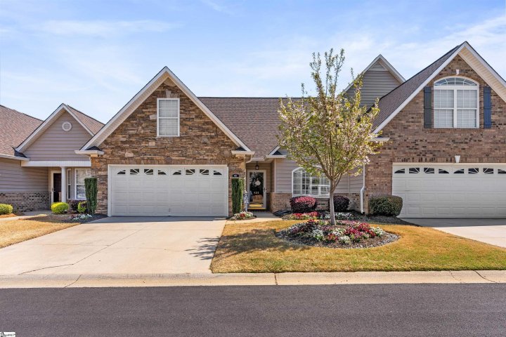 425 Falling Rock Way sold home in Pelham Springs, Greenville, SC