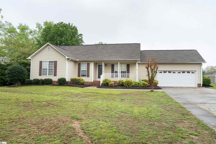 222 Lightwood Farm Road sold home in Lightwood Farms, Woodruff, SC