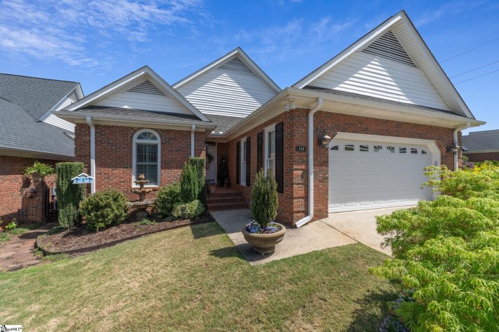 308 Greenview Circle sold home in Linkside Green, Greenville, SC