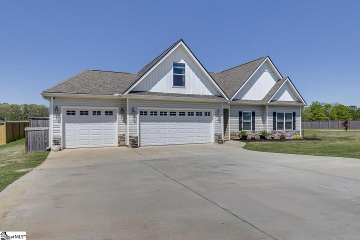 804 W Keepsake Lane sold home in Manzanares, Inman, SC