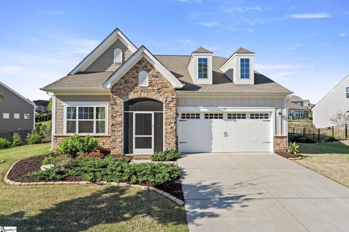 125 Double Crest Drive sold home in Lakeside @ Blue Ridge Plantation, Taylors, SC
