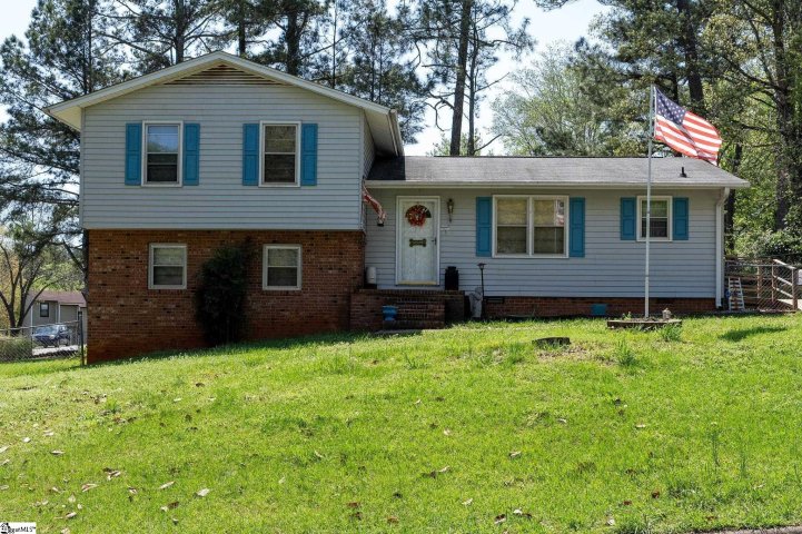407 Rotterdam Road sold home in Whispering Pines, Easley, SC