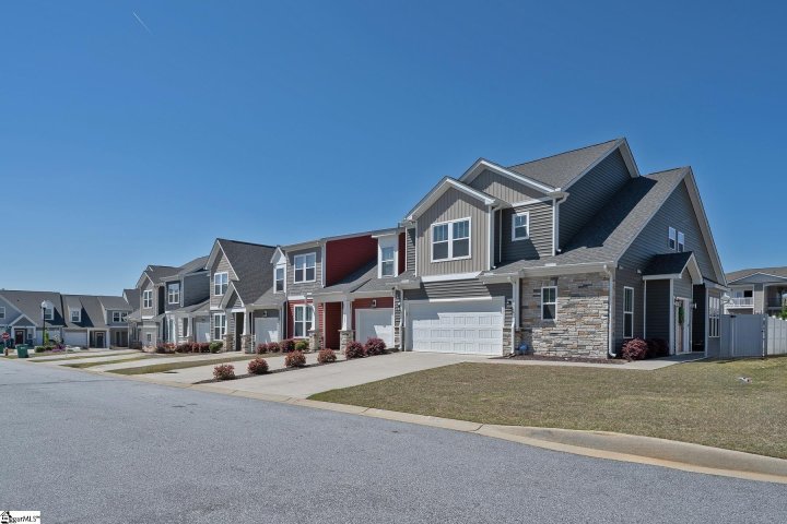 1024 Glohaven Way sold home in Peachtree Townes, Boiling Springs, SC