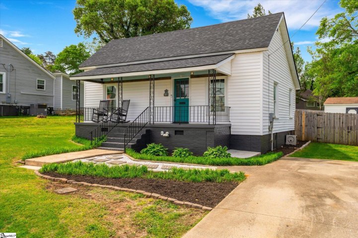 202 W Beattie Street sold home in Woodside Mill, Liberty, SC
