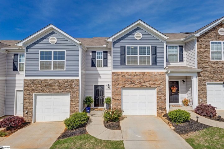 42 Moorlyn Lane sold home in Brushy Creek Townes, Greer, SC