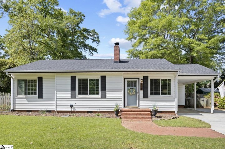 210 Keith Drive active home in Overbrook, Greenville, SC