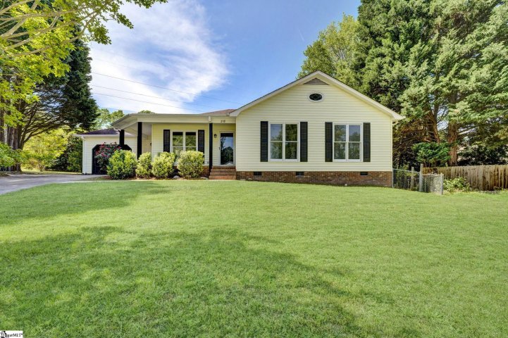 218 Spring View Lane sold home in Russton Place, Taylors, SC