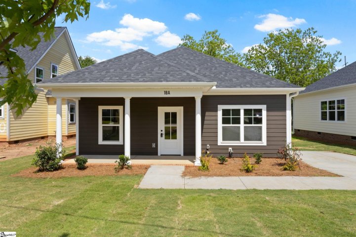 18A N Georgia Avenue active home in Judson Mill, Greenville, SC