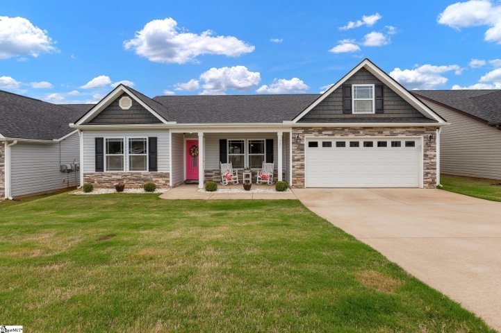 301 Highland Springs Loop sold home in Highland Springs, Inman, SC