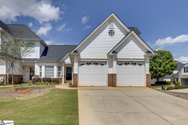 35 Cedar Rock Drive sold home in Thornblade Crossing, Greer, SC